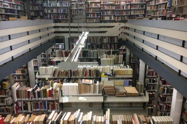 Bibliothek im BR Studiobau